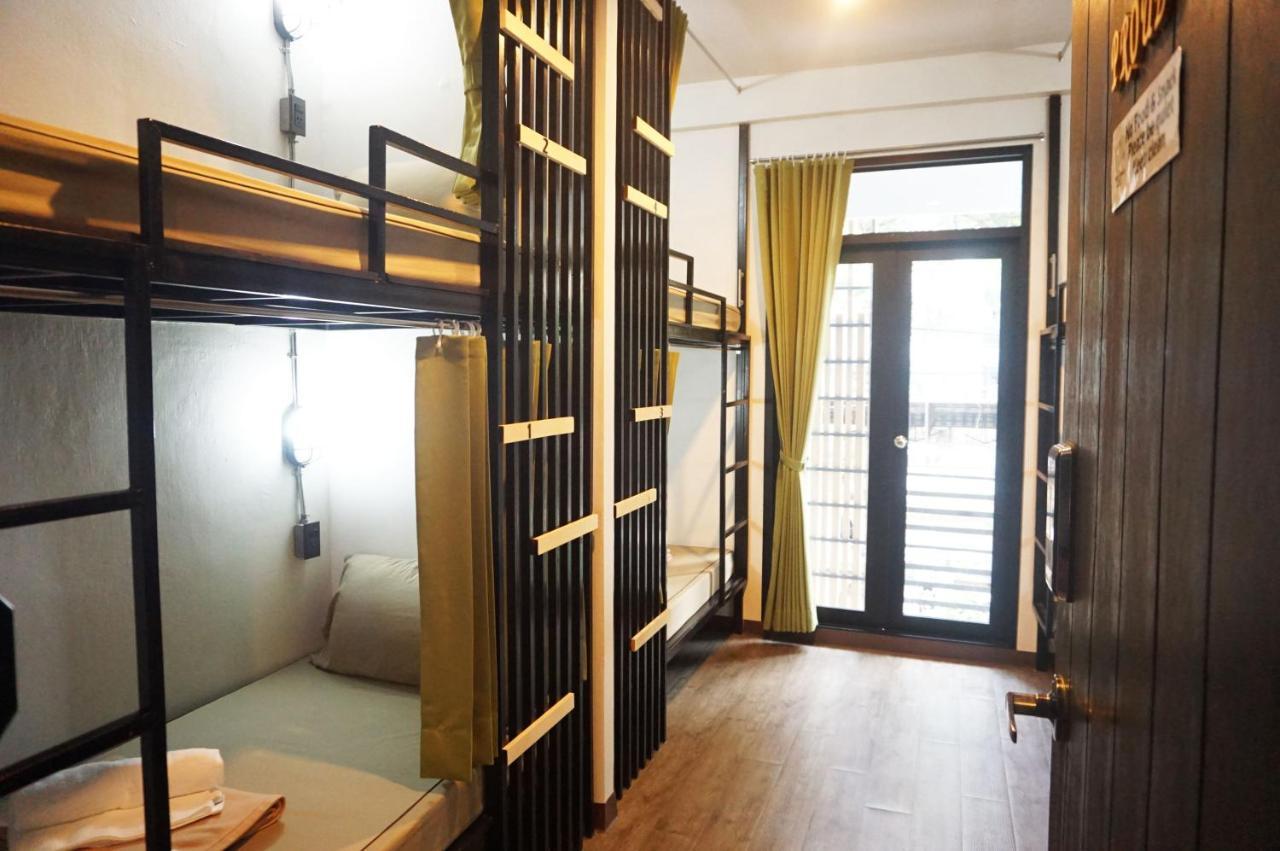 Feel Good Bangkok Hostel Banguecoque Exterior foto
