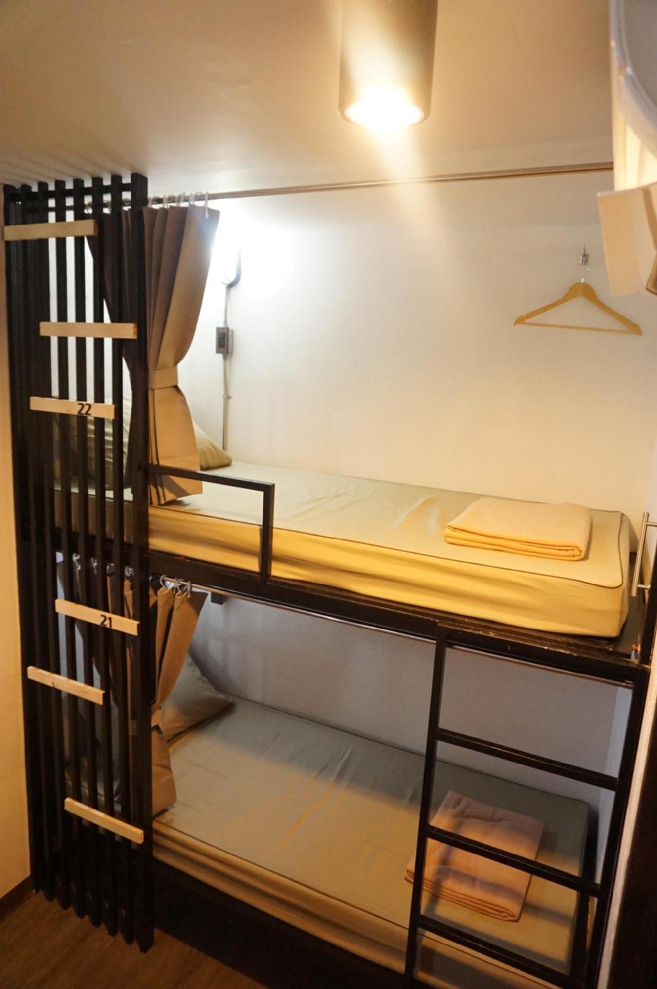 Feel Good Bangkok Hostel Banguecoque Exterior foto