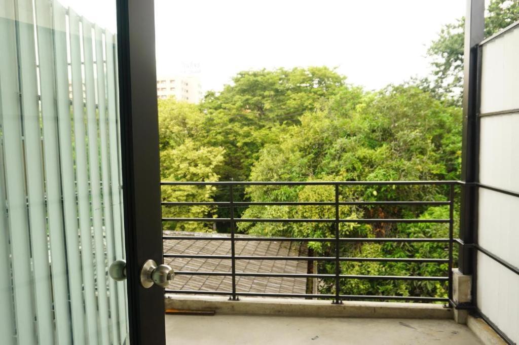 Feel Good Bangkok Hostel Banguecoque Exterior foto