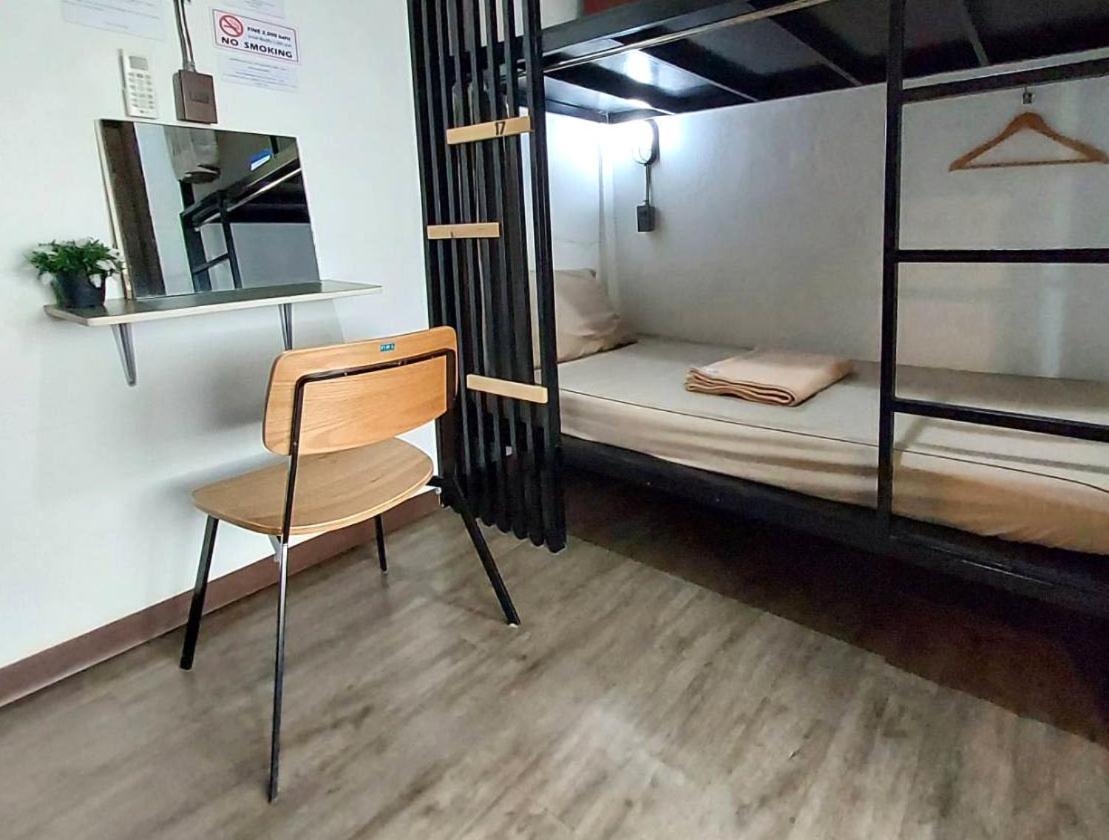 Feel Good Bangkok Hostel Banguecoque Exterior foto